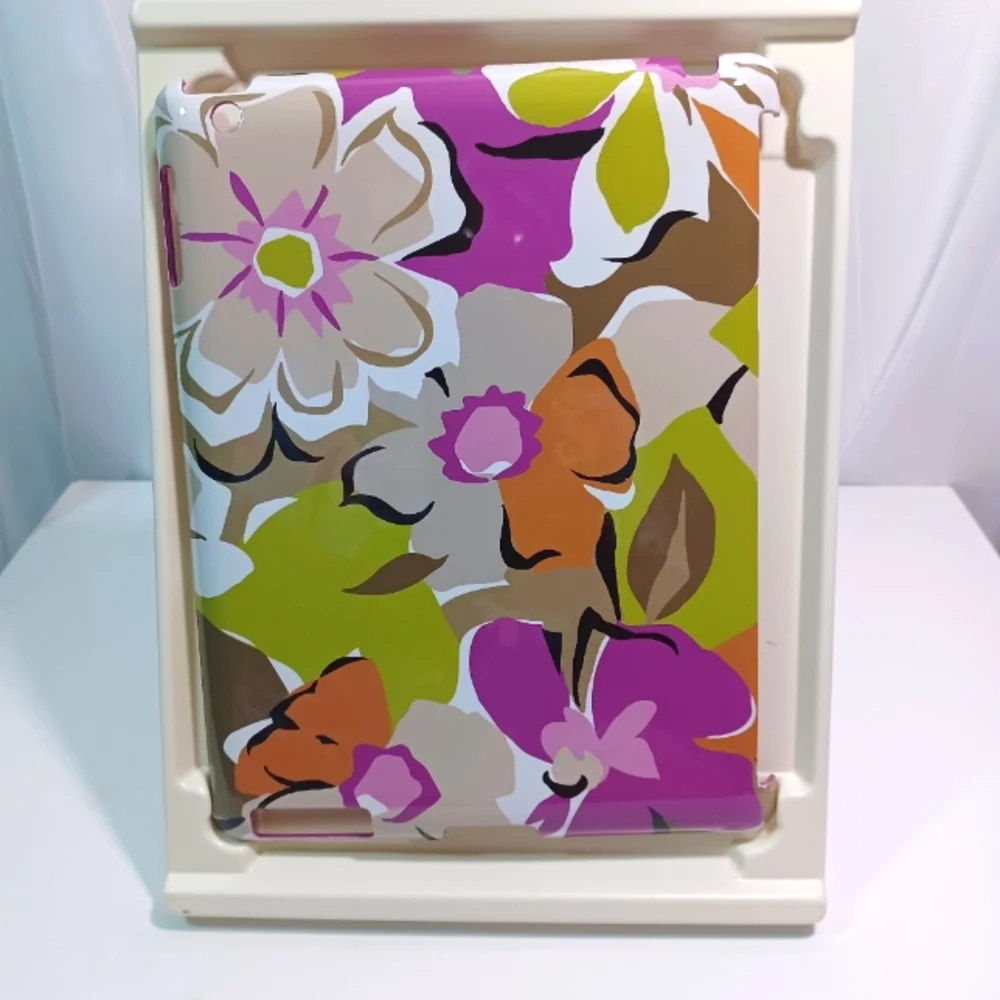 VERA BRADLEY Snap On Case for iPad